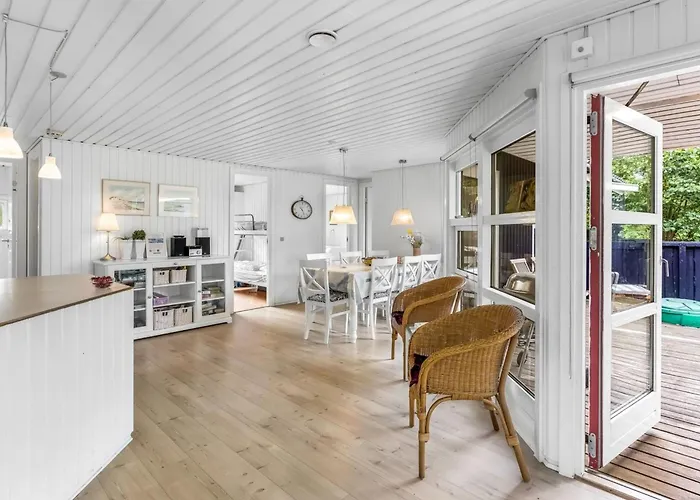 Holiday home Swaantje - 400m From The Sea By Interhome *