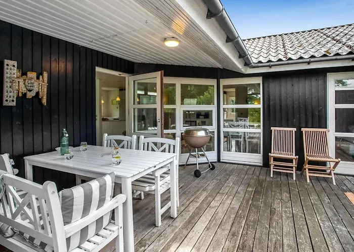 Holiday home Swaantje - 400m From The Sea By Interhome *